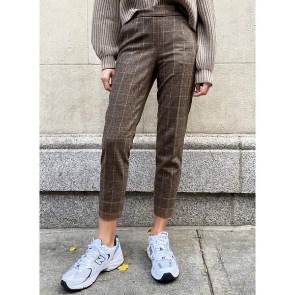Aritzia Pants - Aritzia Babaton Conan Cropped Wool Dress Pant